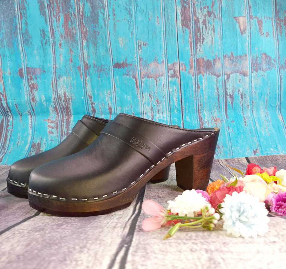 קבקבים גבוהים מאד צבע שחור