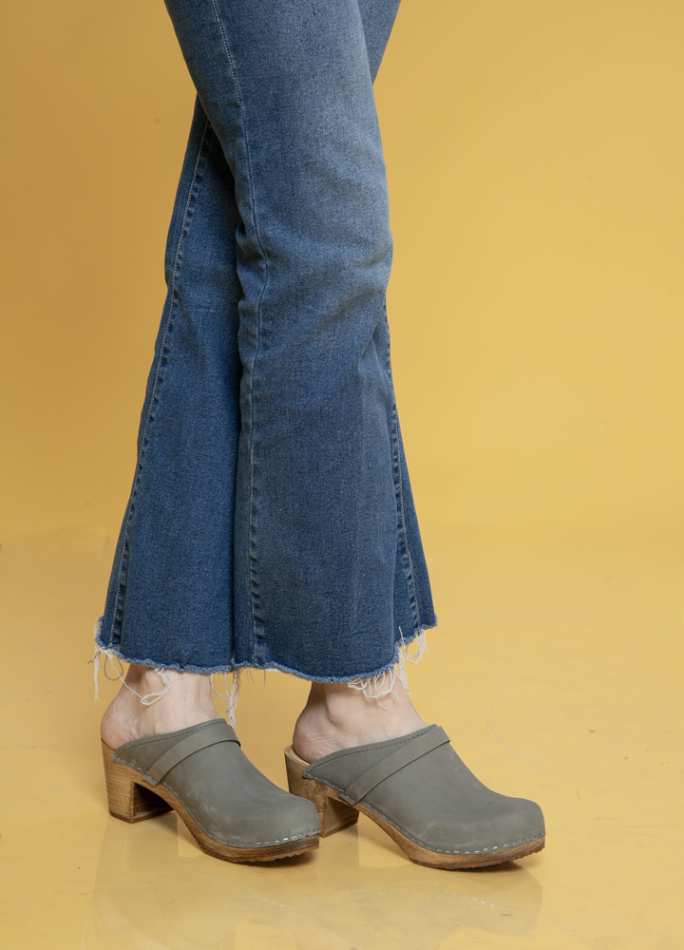 קבקבי עץ רונה אפור נובוק