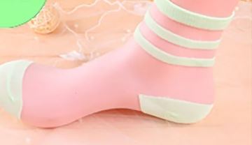 גרב פסים ירקרק