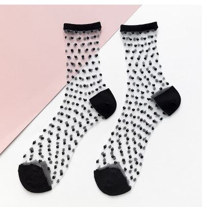 גרביים עדינים לבבות שחורים