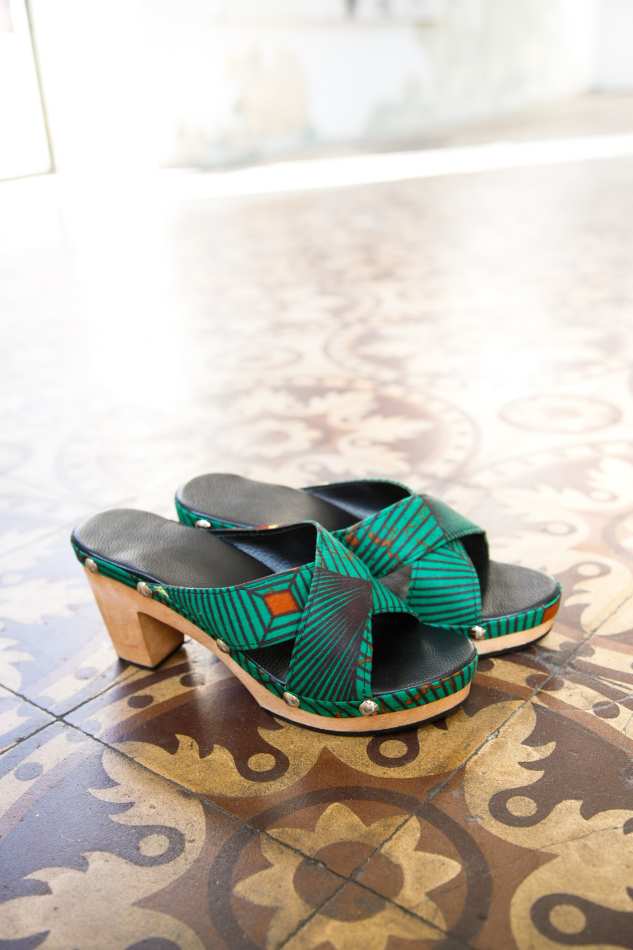 כפכפי עץ רונה לילי ירוק