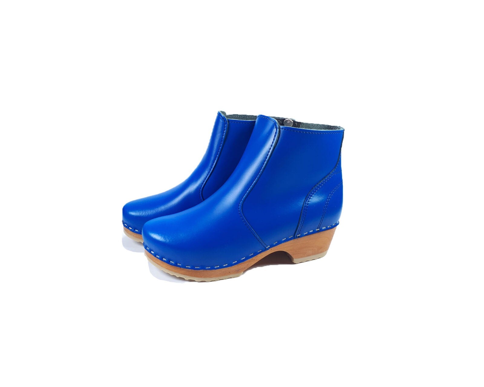 מגפונים כחול רויאל