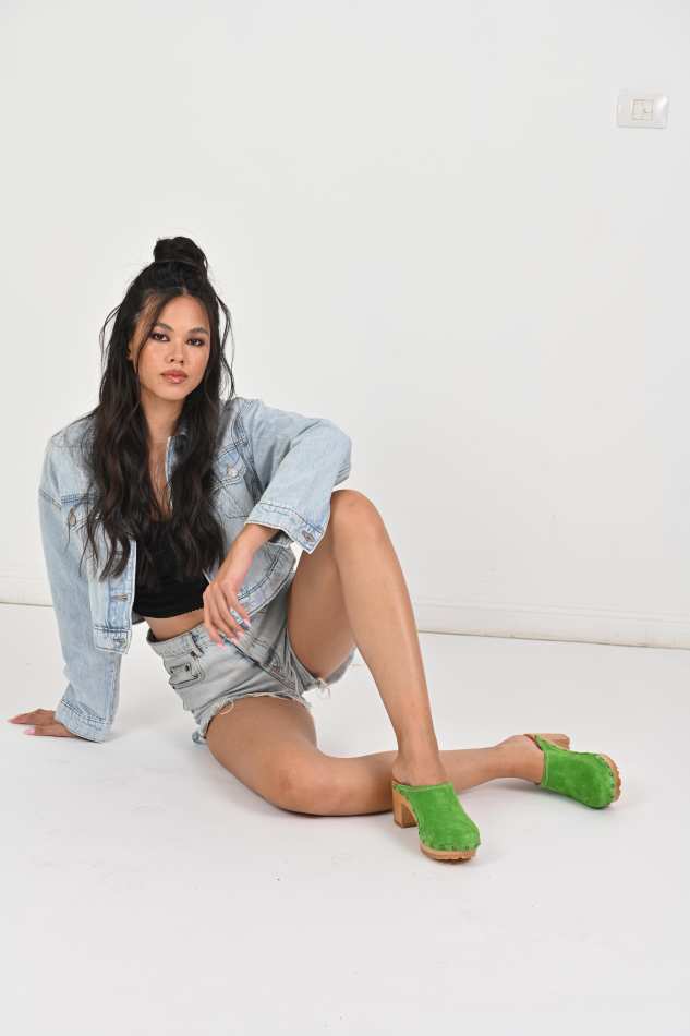 כפכפי העץ של רונה