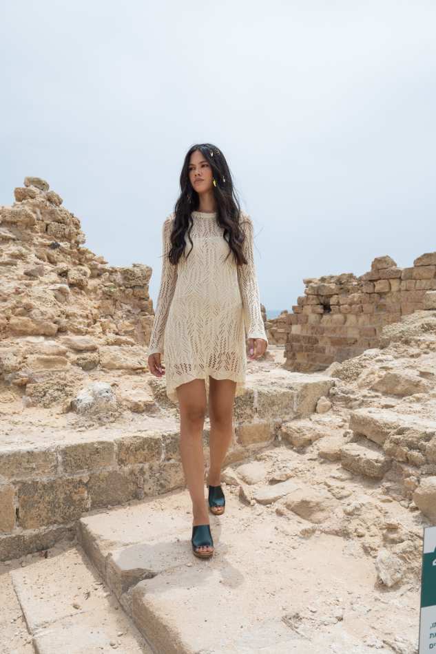 פיפ טו ירוק מטאלי כפכפי עץ רונה