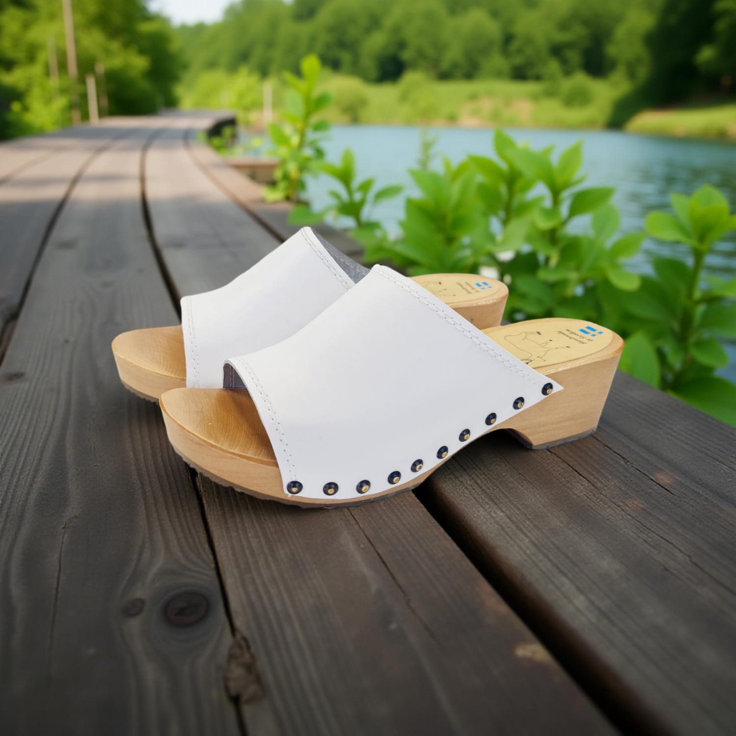 קבקבי עץ פיפ טו לבן