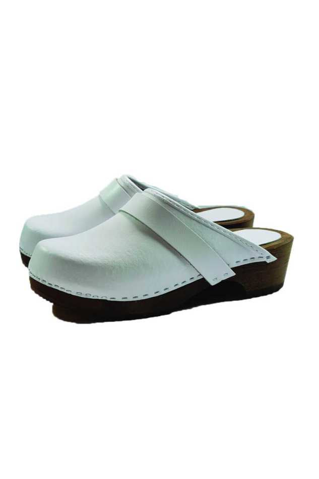 קבקב לבן מט רונה כפכפים