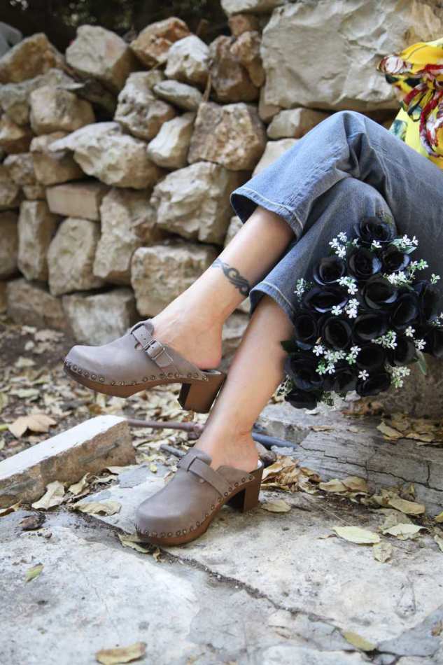 קבקבי עץ מילי אפור