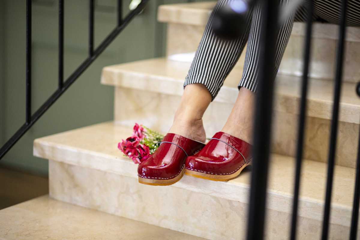 כפכפי עץ RONA CLOGS