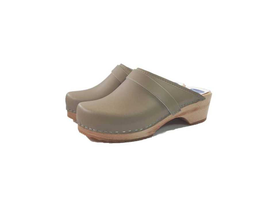 קבקבי עץ צבע קפה עקב בינוני