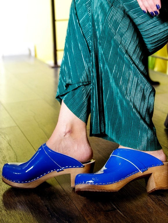 כפכפים כחול רויאל לק