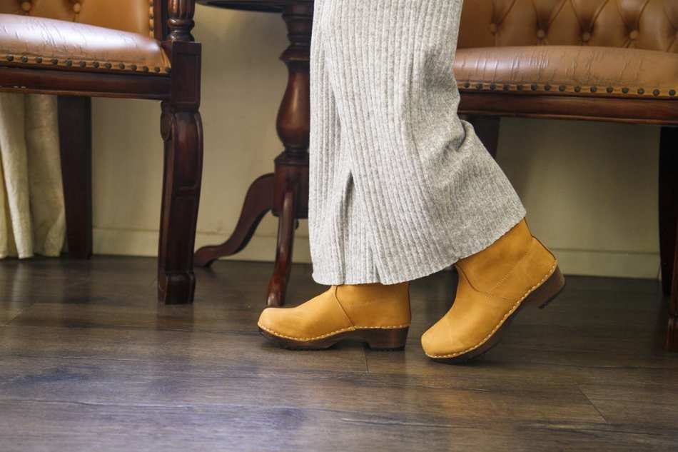 מגפיים קאמל