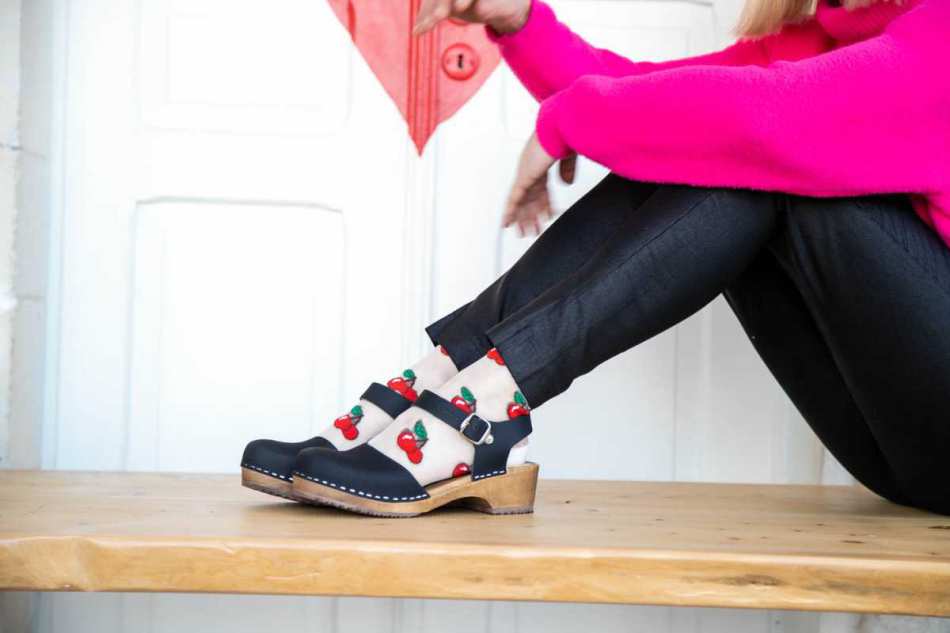 קבקב בובה שחור מט