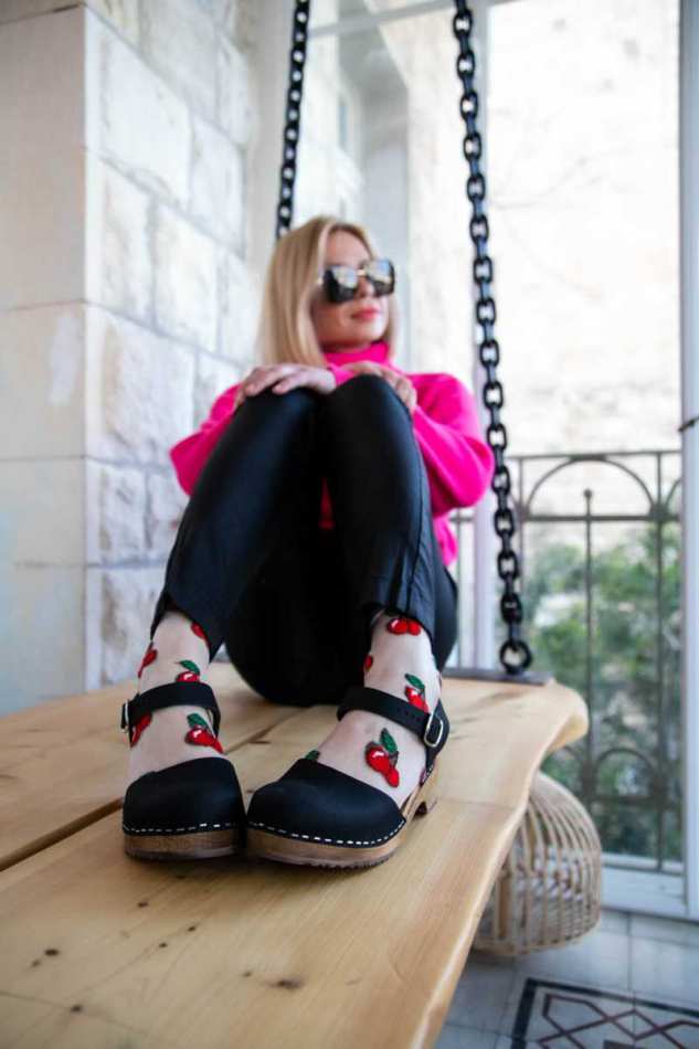 בובה שחור מט