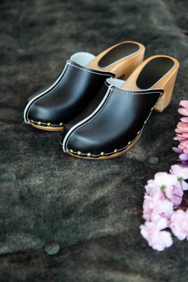 קבקבי עץ שחורים רונה קלוגס דגם אסטלה