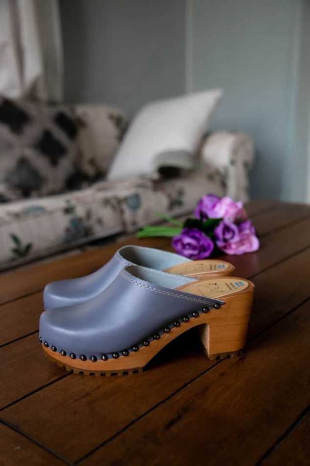 מילנה אפור ניטים