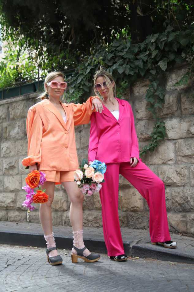 קבקבי עץ רונה דגם בובה שחור נקודות