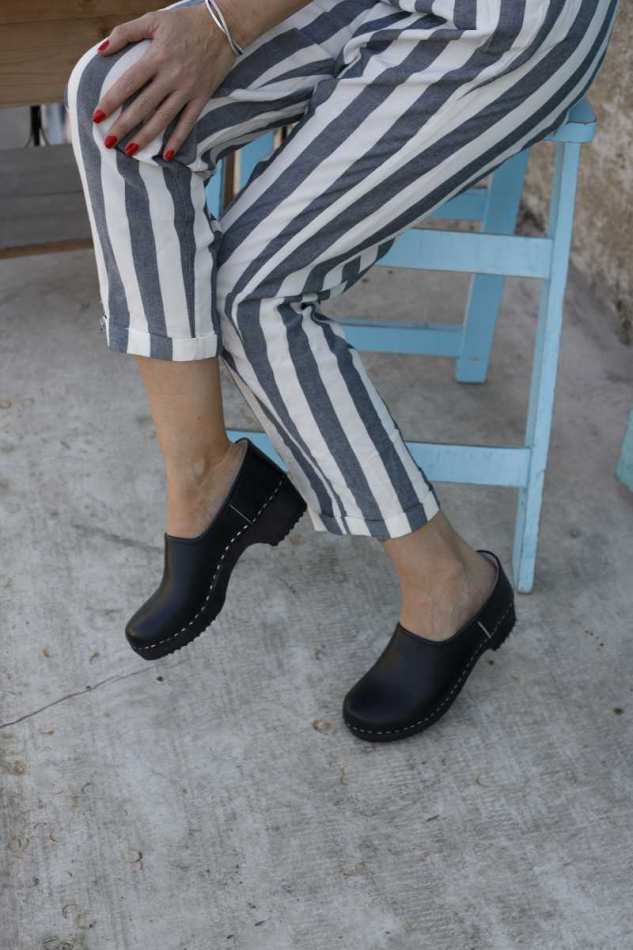 קבקבי עץ סגורים קרולינה שחור