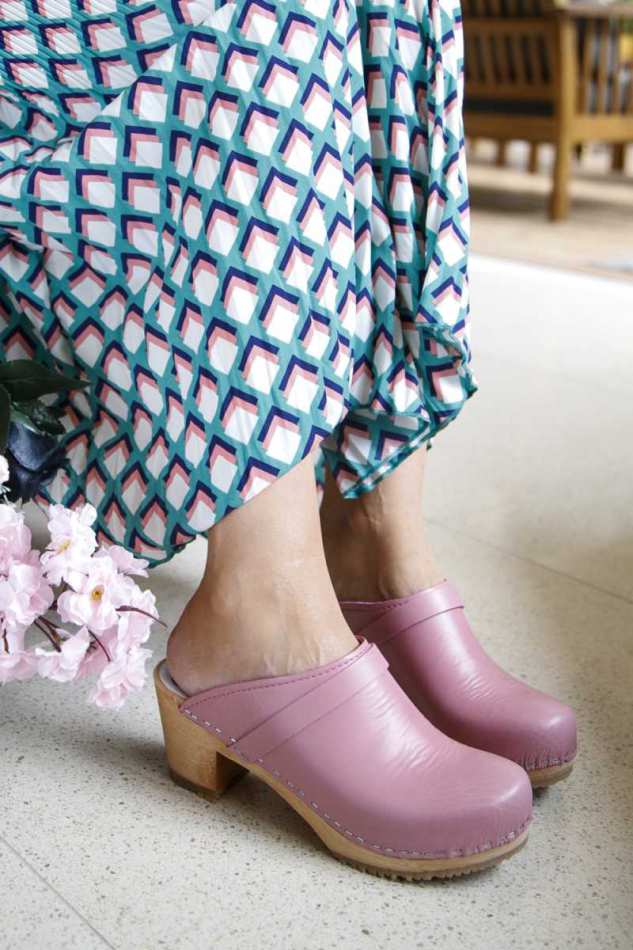 קבקב ורוד מסטיק גבוה RONA CLOGS