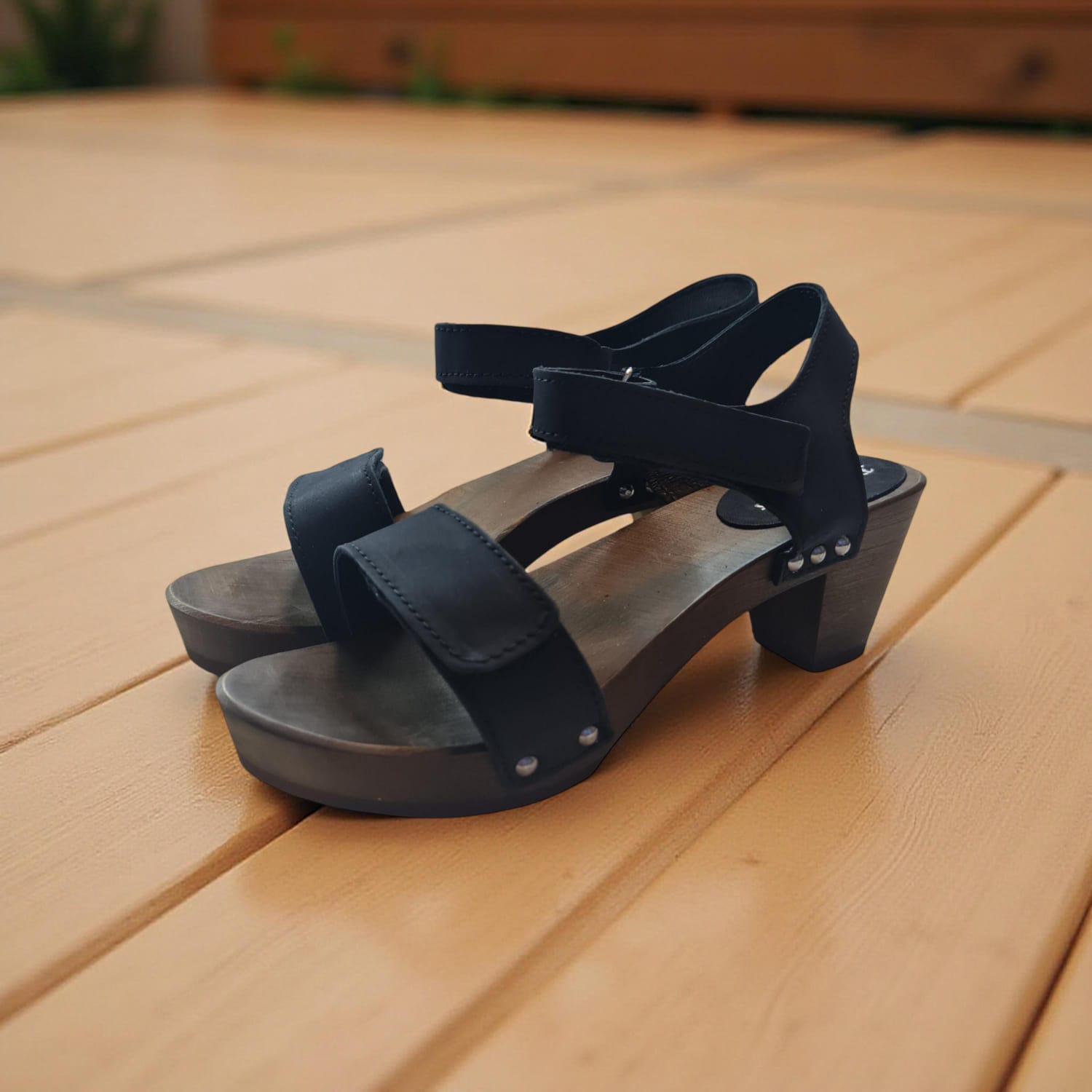 סנדל אנה שחור