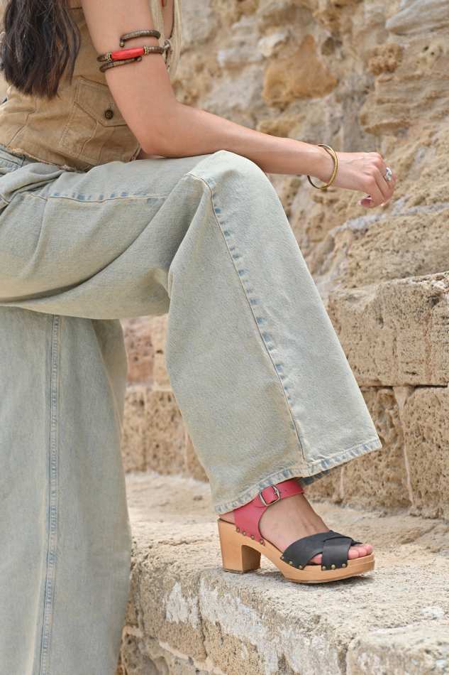 כפכפי עץ רונה סנדלים