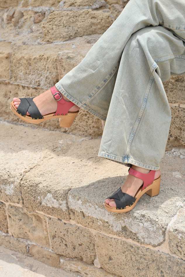 כפכפי עץ רונה סנדלים