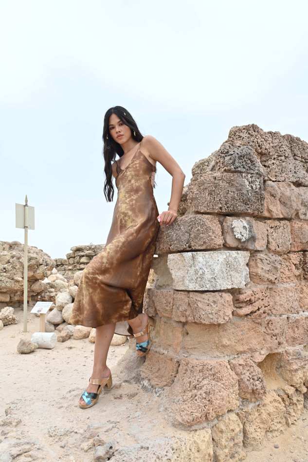 כפכפי עץ רונה סנדלים