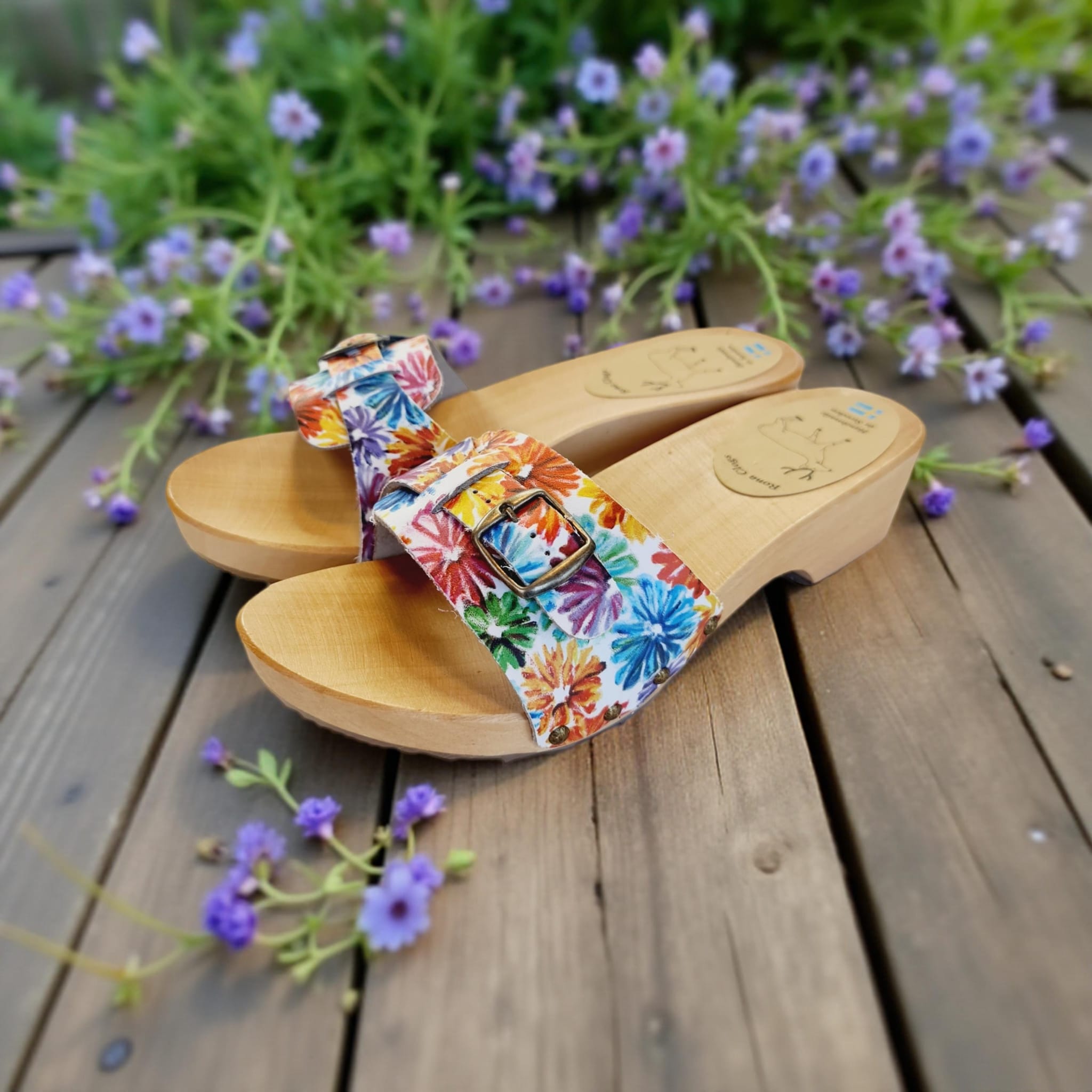 קבקבי עץ אוליביה פרחוני