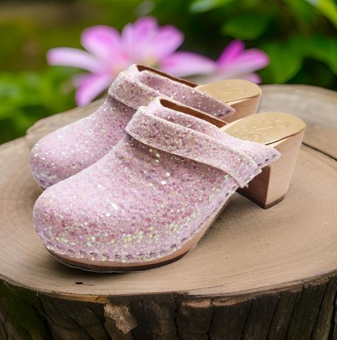 קבקבי עץ פנטזי ורוד