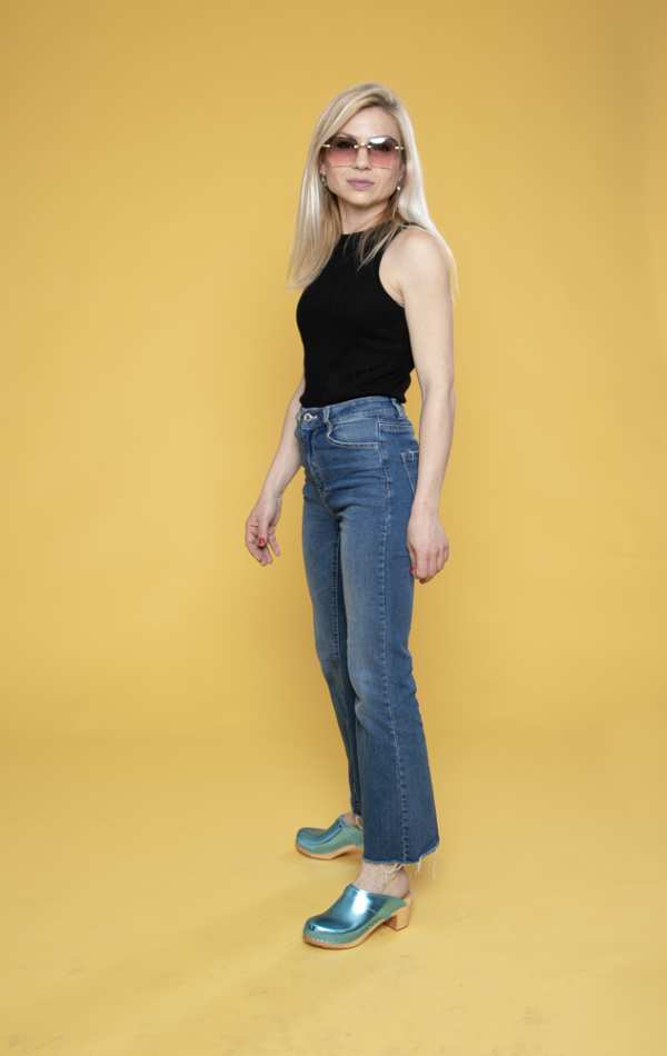 כחול מטאלי גבוה