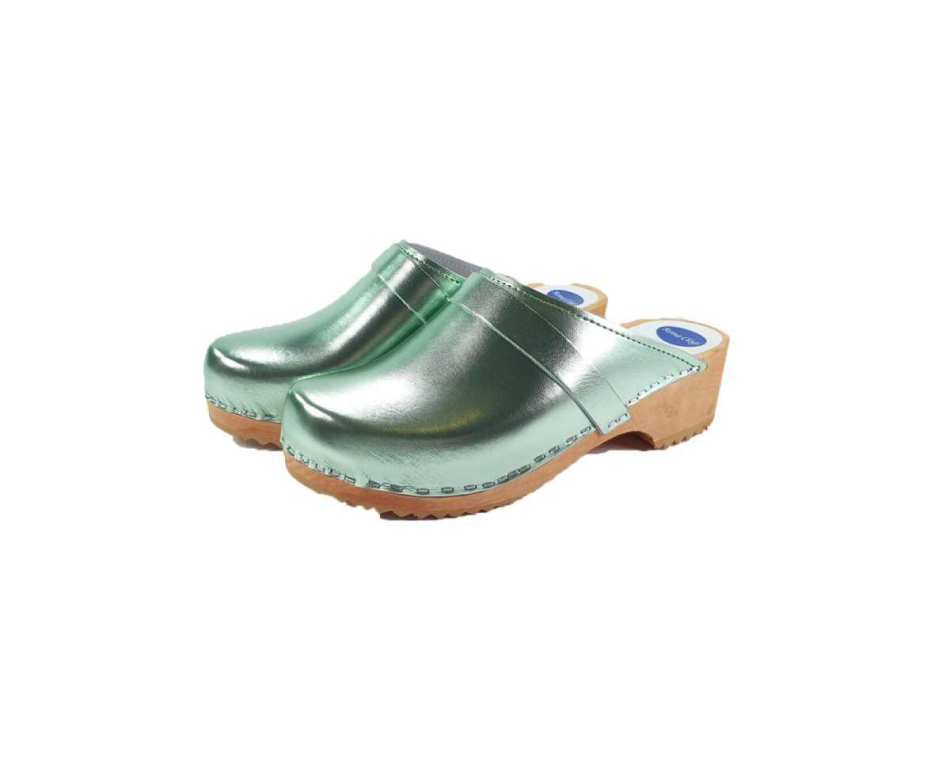 כפכפי עץ מטאלים