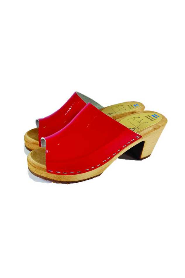 כפכפי עץ אדום לק