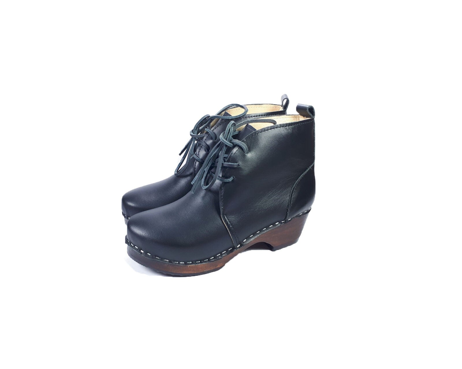 מגפוני שרוכים