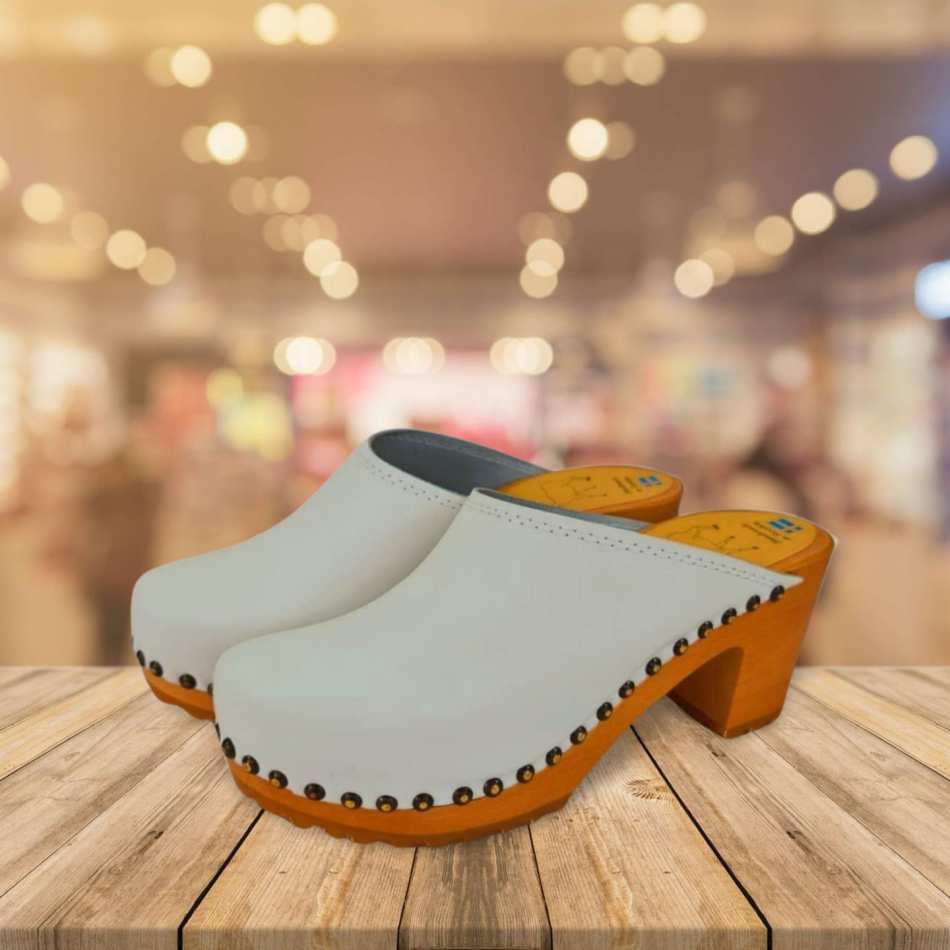 קבקבי עץ מילנה לבן