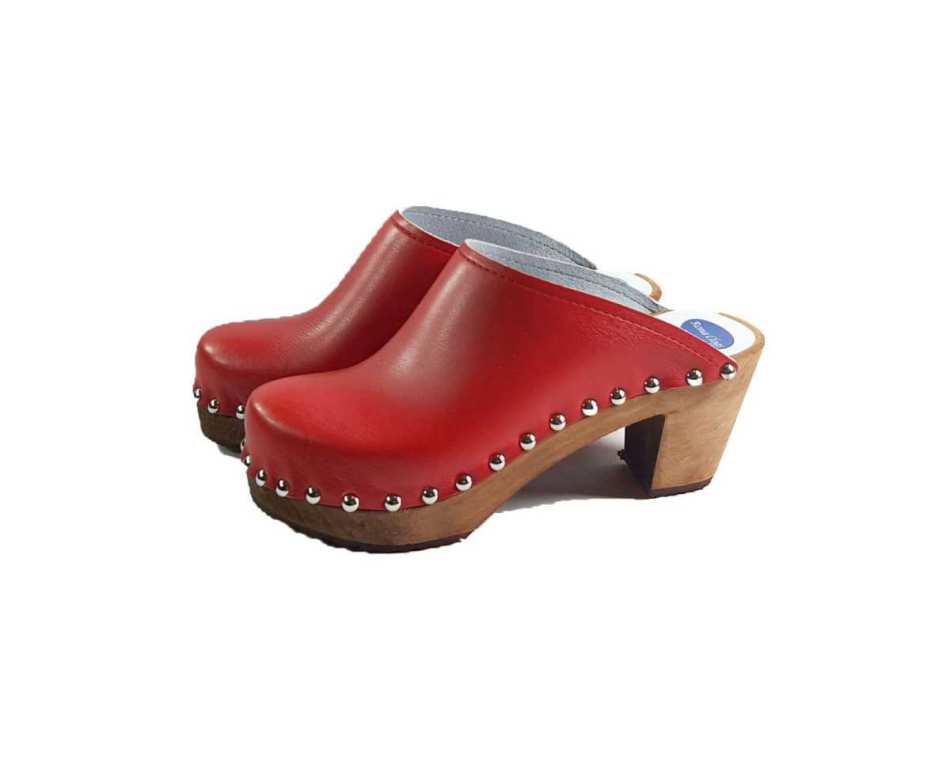 קבקבי עץ אדומים עקב גבוה