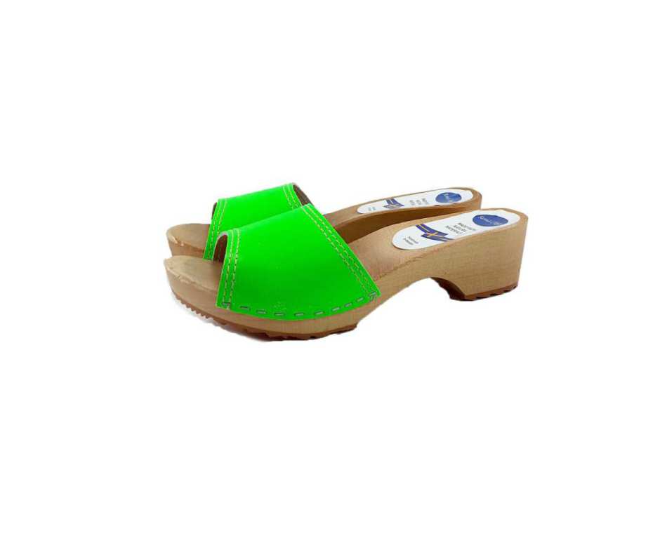 מייגן ירוק ניאון