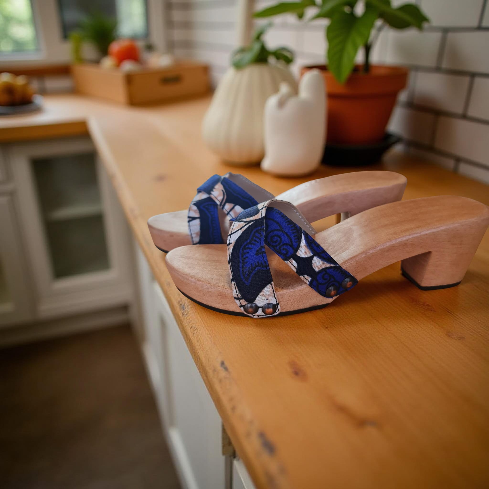 קבקבי עץ סלינה כחול