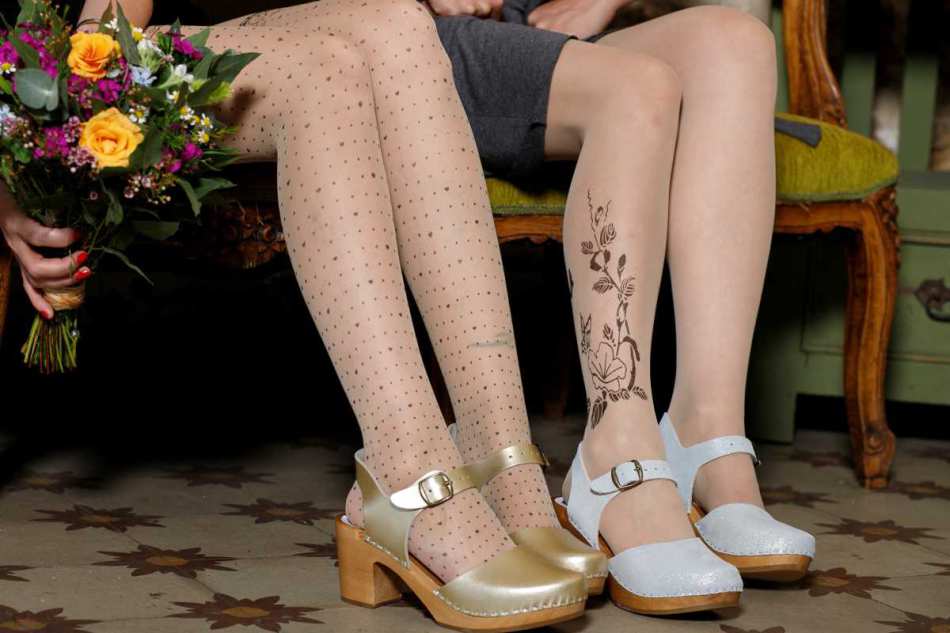 קבקבי בובה זהב וכסף.