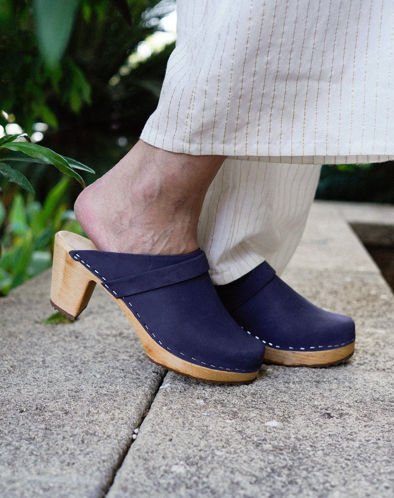 קבקבי עץ כחול נובוק