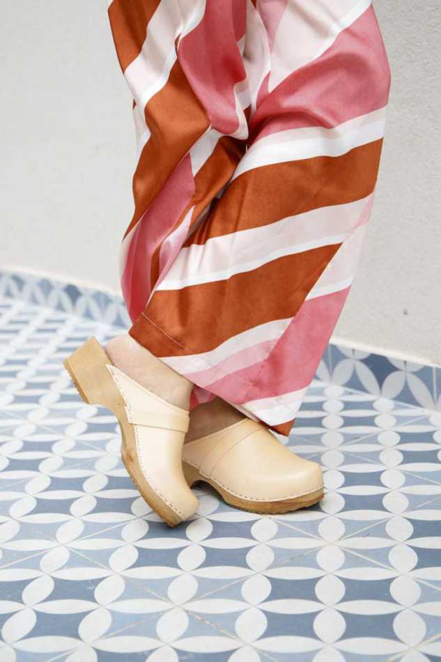 קבקבי עץ ניוד טבעי RONA CLOGS