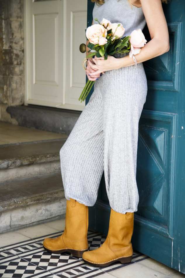 מגפיים קאמל RONA CLOGS