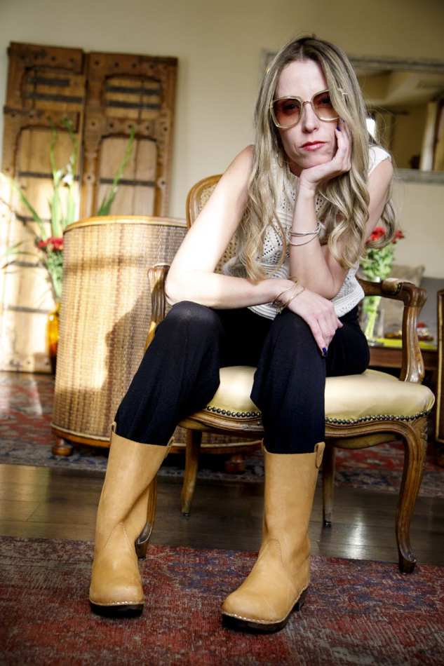 מגפיים רונה קלוגס צבע קאמל