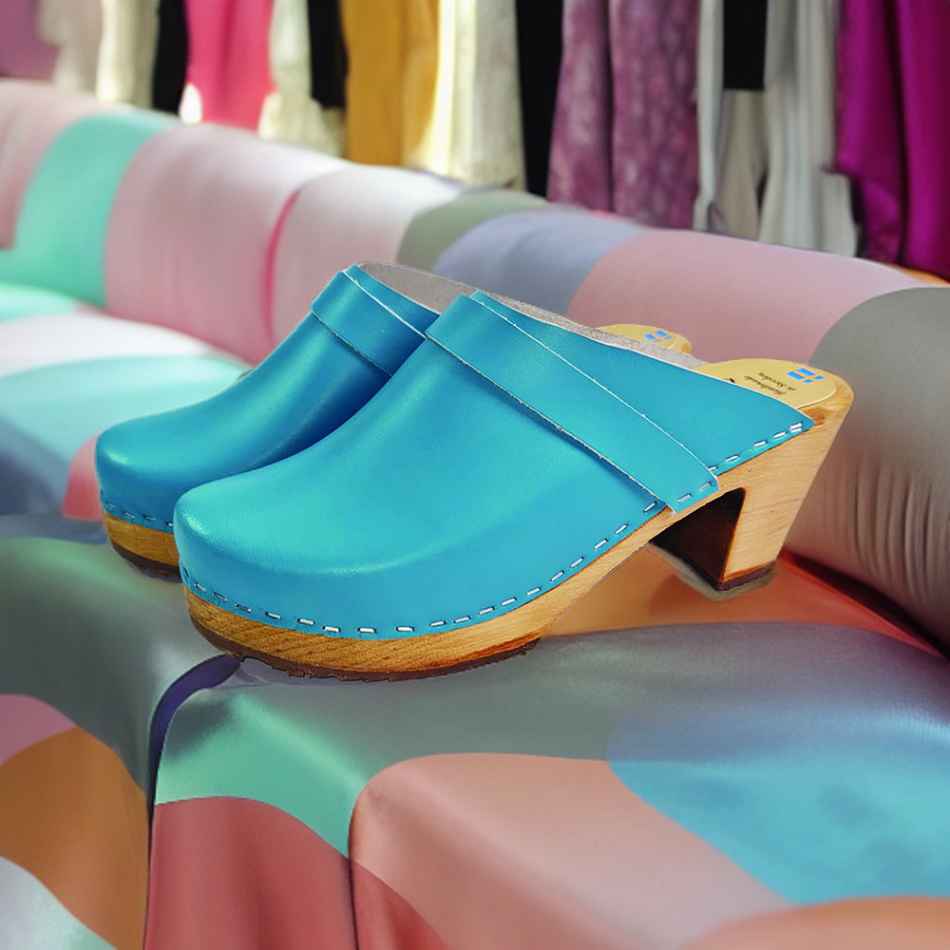 כפכפי עץ רונה טורקיז