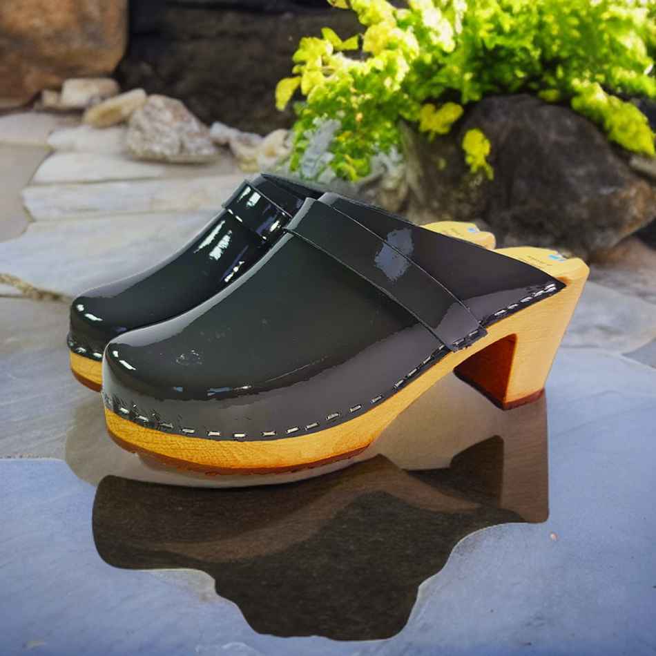 כפכפי עץ רונה אפור לק