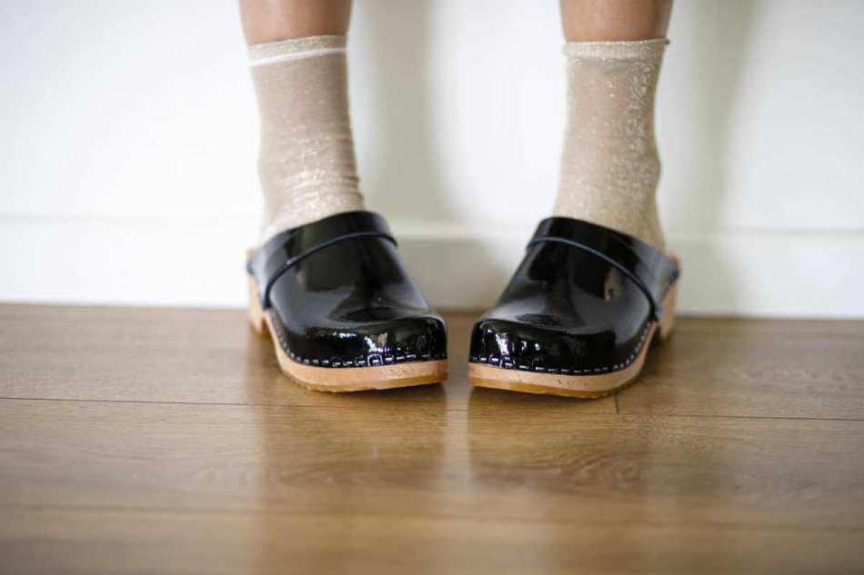 קבקבי עץ שחור לק